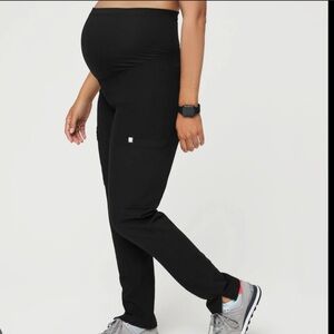 FIGS Black Yola Maternity Skinny Scrub Pants. M